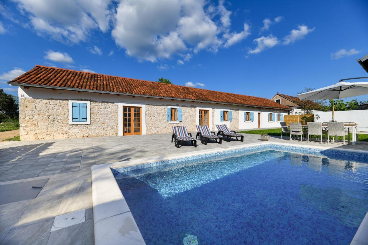 Villa Martin Zadar Exteriör bild