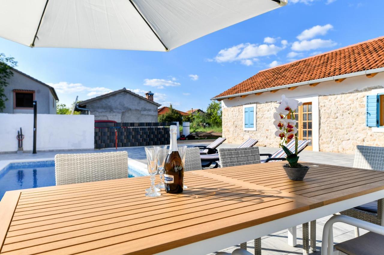 Villa Martin Zadar Exteriör bild